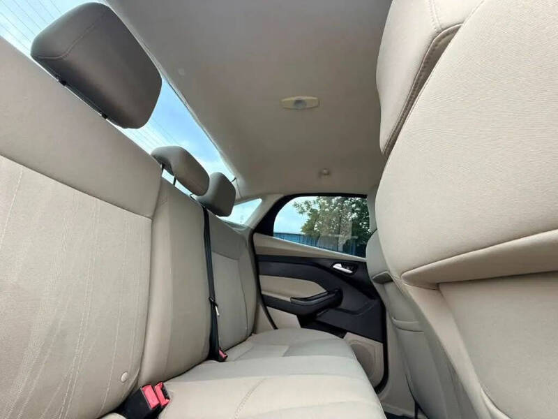 2015 Ford Focus SE