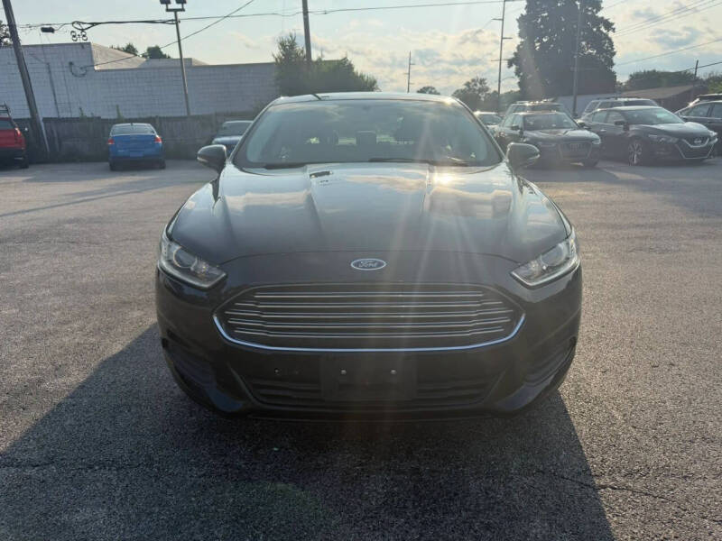 2015 Ford Fusion SE