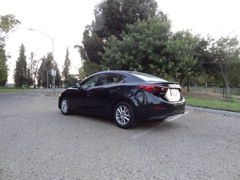 2014 Mazda MAZDA3 i Grand Touring