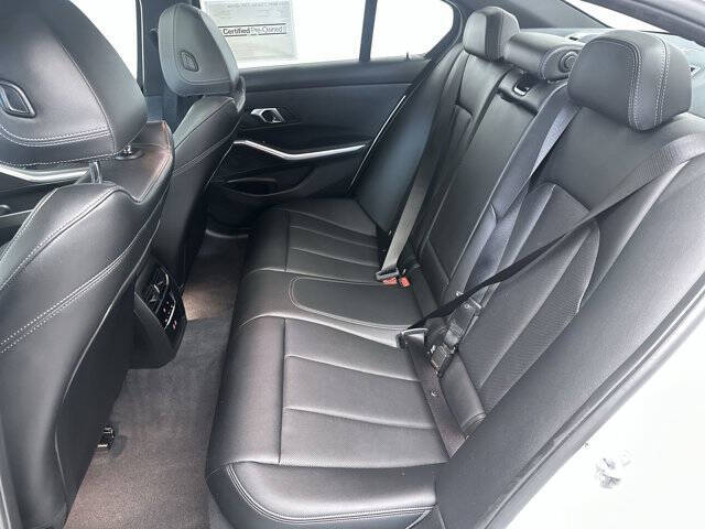 2024 BMW 3 Series 330i xDrive