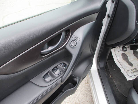 2021 Nissan Rogue Sport S