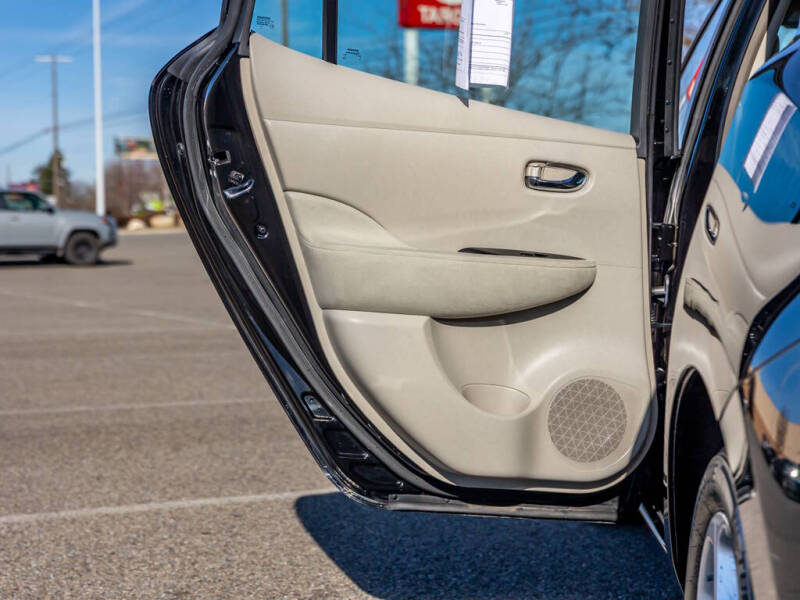 2013 Nissan LEAF