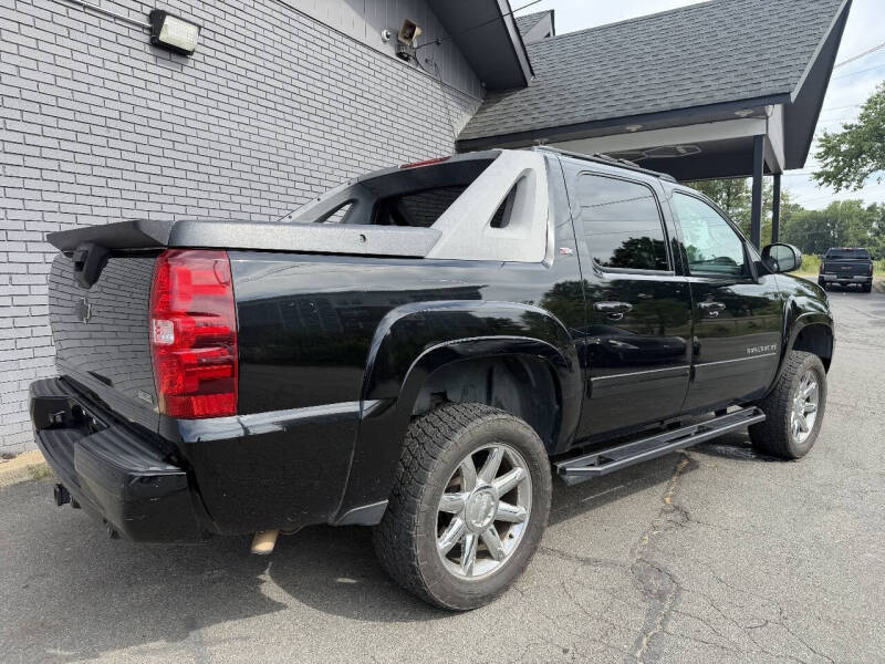 2012 Chevrolet Avalanche LT