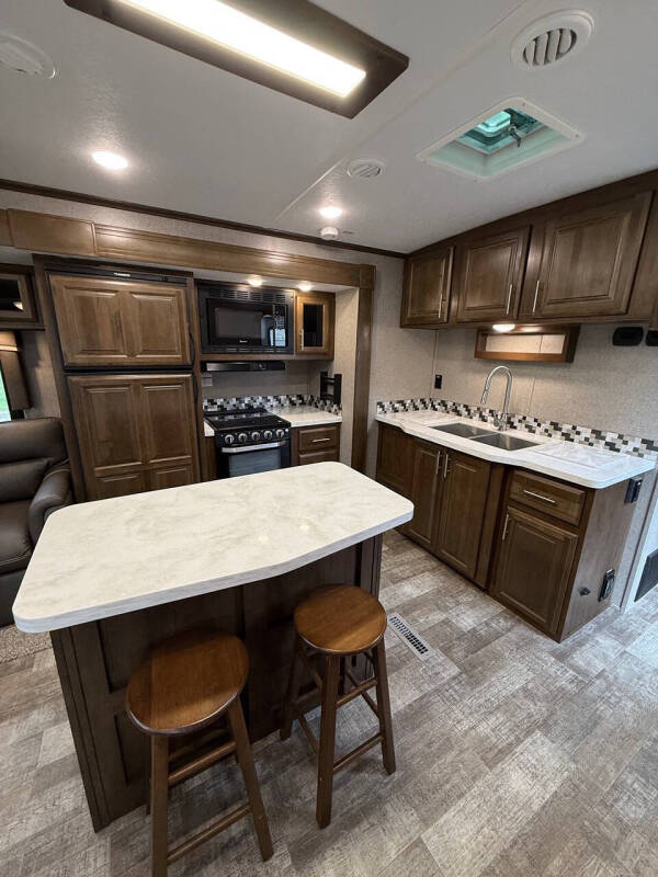 2020 Forest River Rockwood M-8329SS
