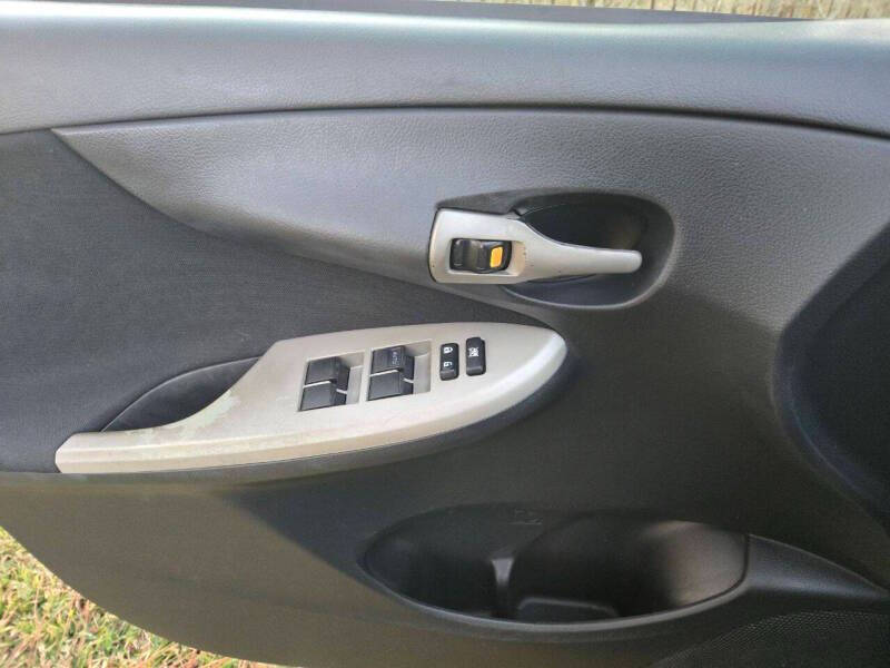 2011 Toyota Corolla S