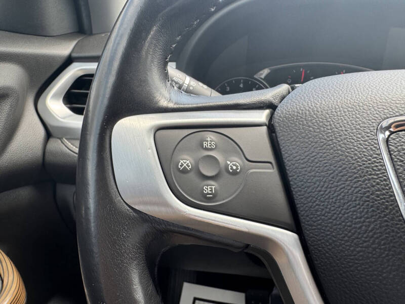 2019 GMC Acadia SLE-2