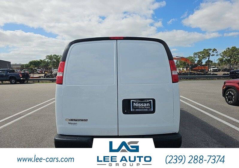 2022 Chevrolet Express 3500