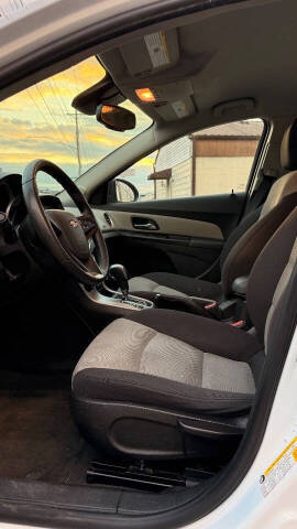 2014 Chevrolet Cruze LS Auto