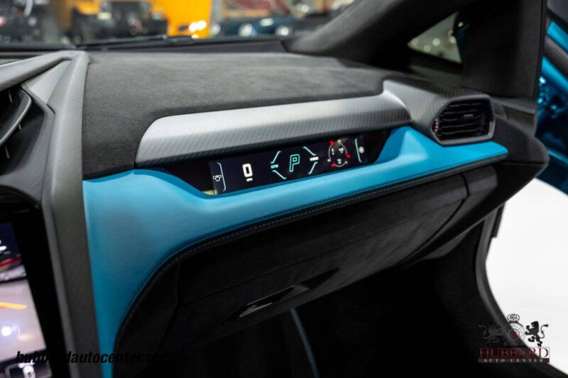 2025 Lamborghini Revuelto