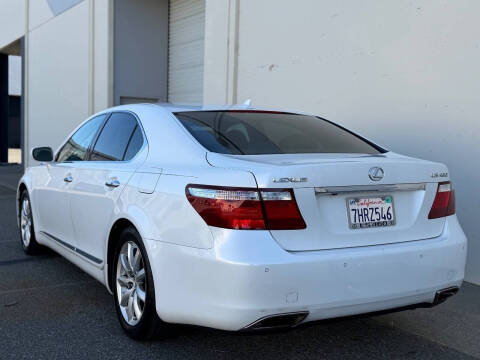2007 Lexus LS 460