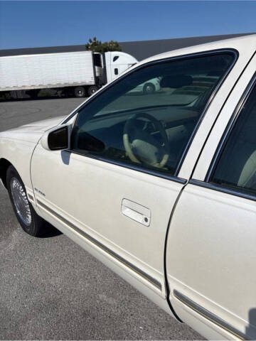 1998 Cadillac DeVille D'elegance