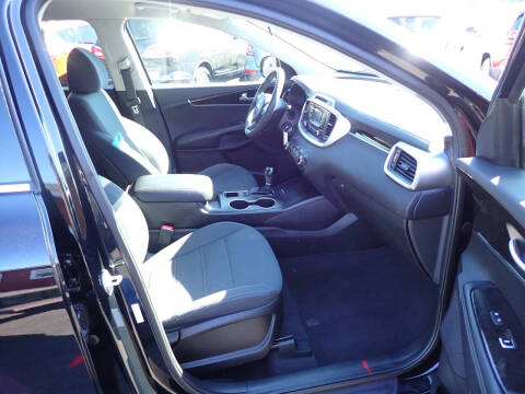 2018 Kia Sorento L