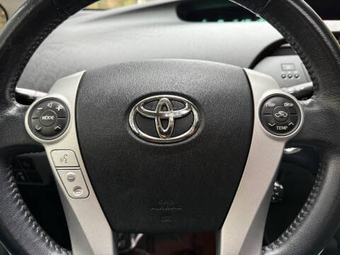 2010 Toyota Prius V