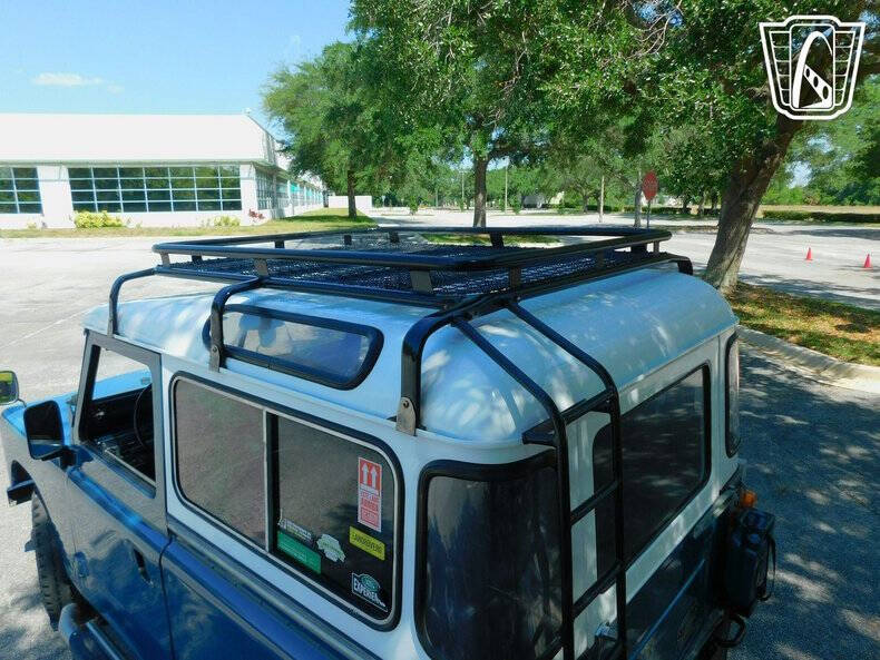 1972 Land Rover Santana