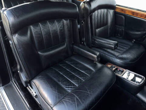 1975 Rolls-Royce Corniche