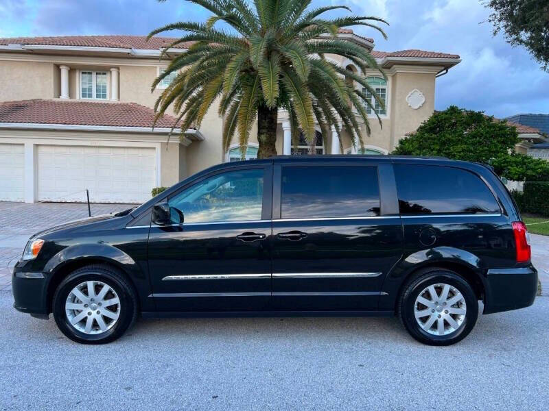 2015 Chrysler Town and Country for sale at B2 AUTO SALES in Pompano Beach, FL