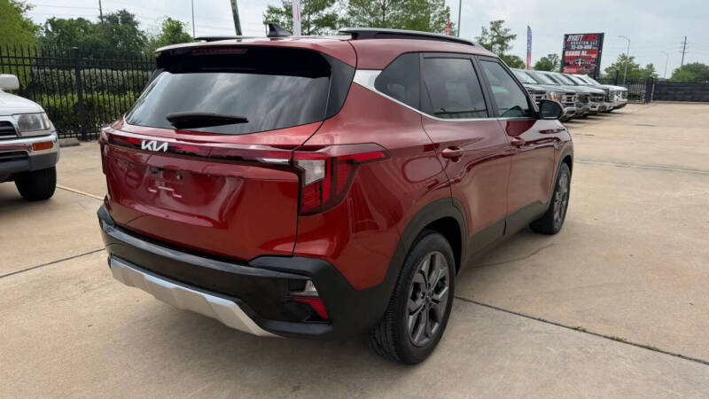 2024 Kia Seltos S