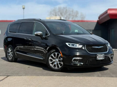 2021 Chrysler Pacifica Hybrid Pinnacle