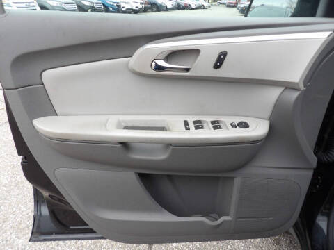 2011 Chevrolet Traverse LT