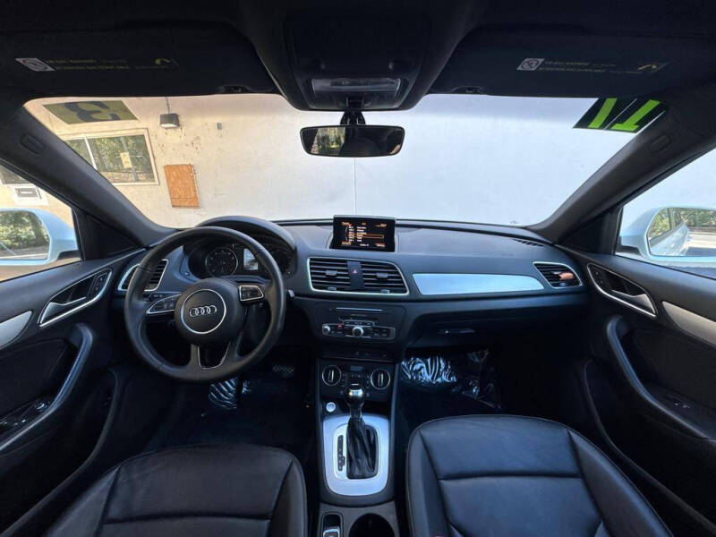 2017 Audi Q3 2.0T Premium