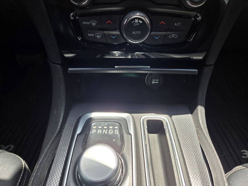 2015 Chrysler 300 S