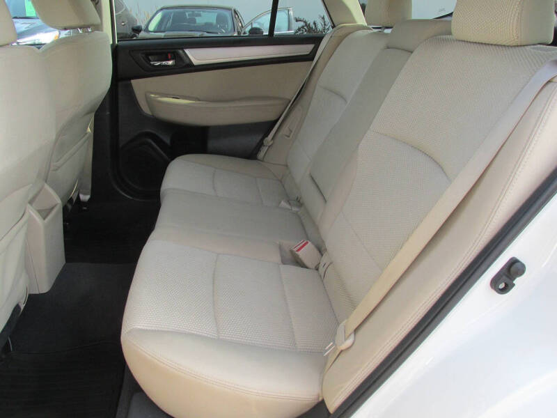 2017 Subaru Outback 2.5i Premium