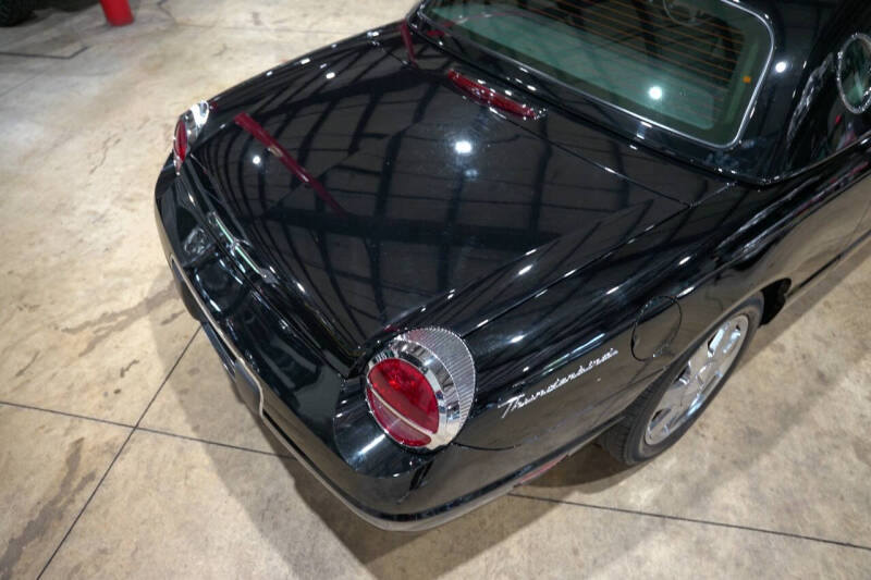 2002 Ford Thunderbird Deluxe