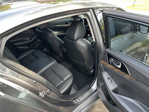 2016 Nissan Maxima Platinum