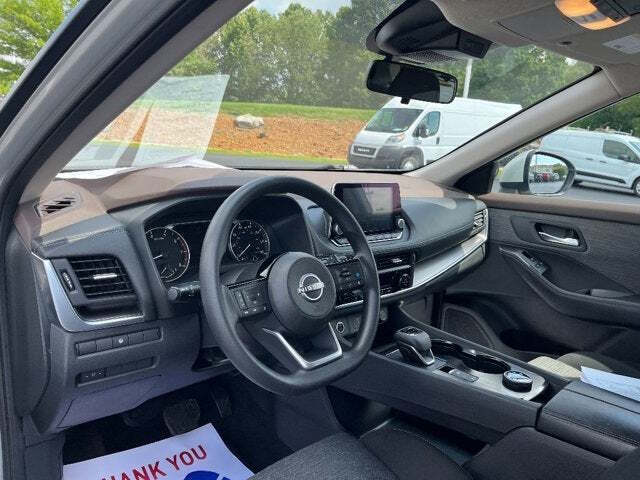 2023 Nissan Rogue 32