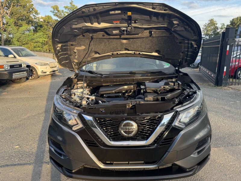 2020 Nissan Rogue Sport SV