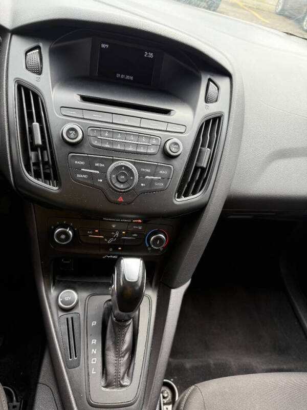 2015 Ford Focus SE