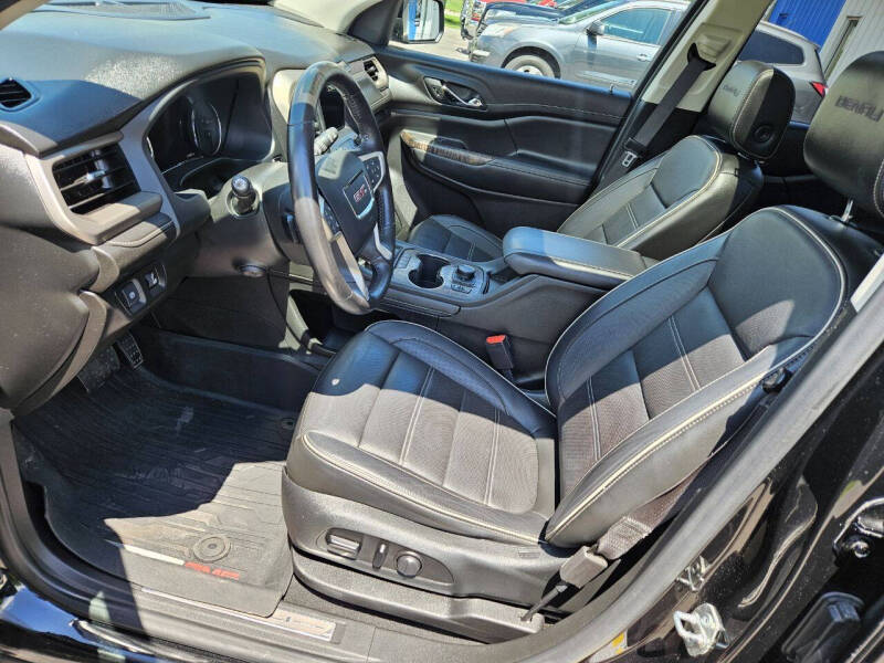 2020 GMC Acadia Denali