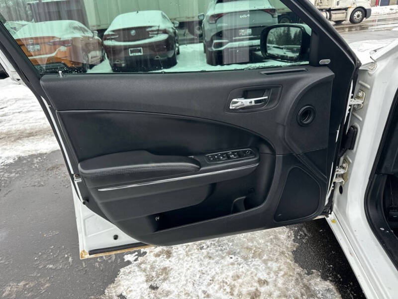 2014 Dodge Charger SXT