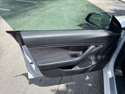 2018 Tesla Model 3 Performance