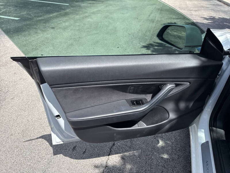 2018 Tesla Model 3 Performance