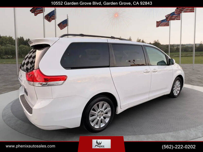 2011 Toyota Sienna Limited 7-Passenger