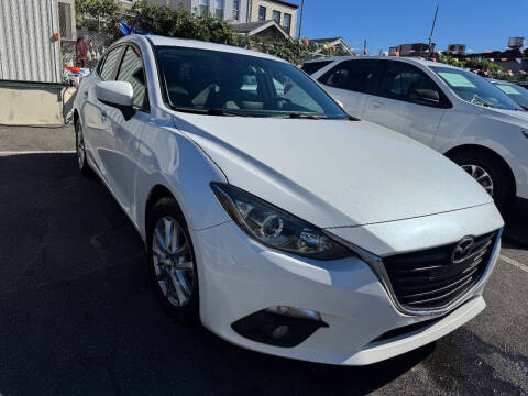 2015 Mazda MAZDA3 i Grand Touring