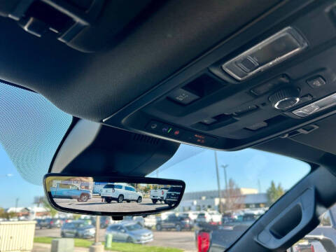 2025 GMC Yukon XL AT4