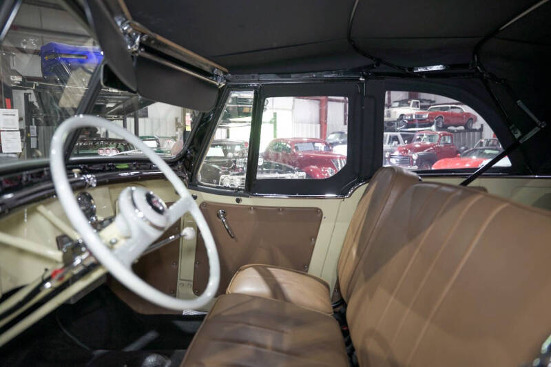 1950 Willys Jeepster