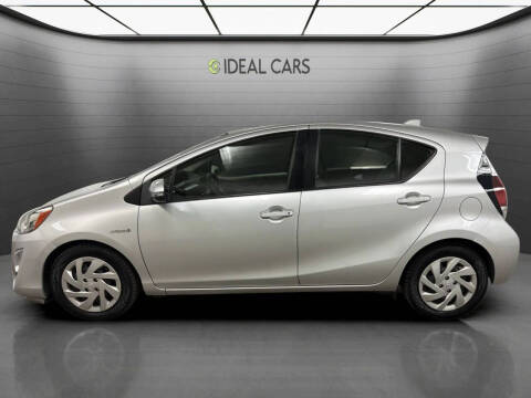 2015 Toyota Prius c One