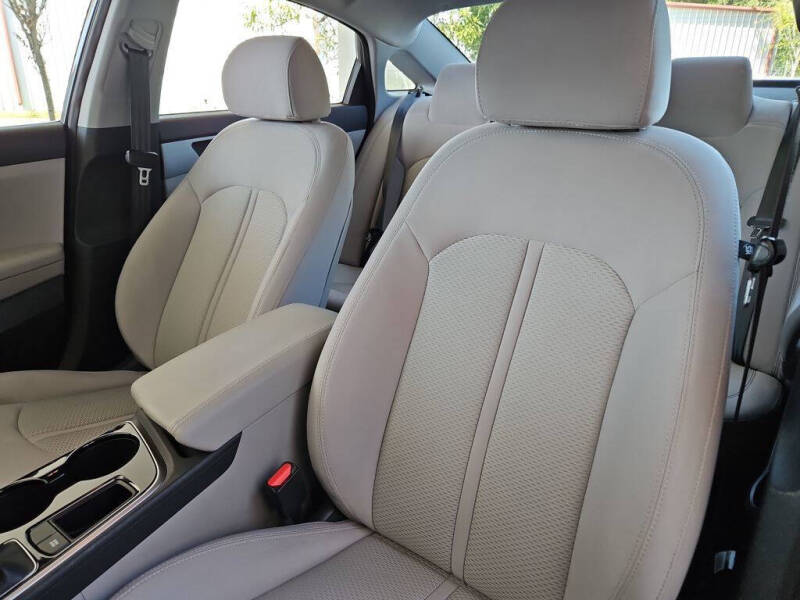 2019 Hyundai Sonata SE