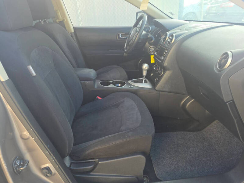 2015 Nissan Rogue Select S