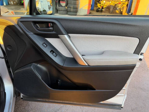 2016 Subaru Forester 2.5i