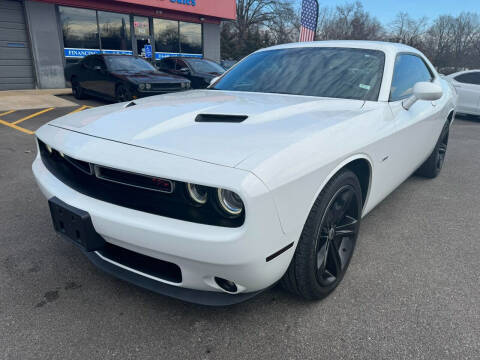 2017 Dodge Challenger for sale at K & B AUTO SALES LLC in Saint Louis MO