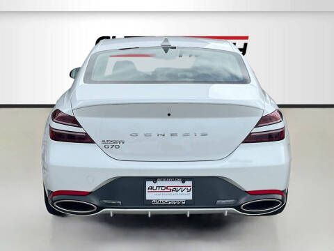 2025 Genesis G70