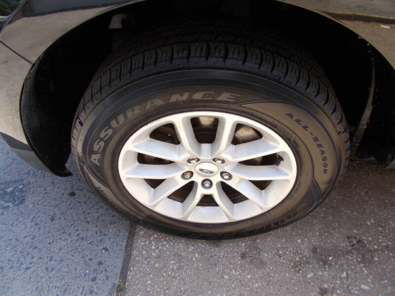 2013 Ford Edge SE