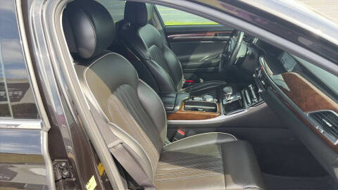 2018 Genesis G90