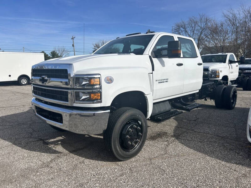 2024 Chevrolet Silverado 5500HD