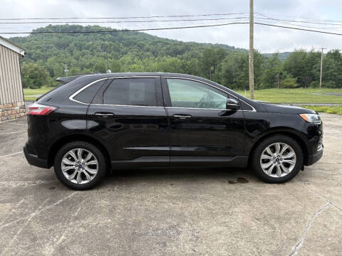 2020 Ford Edge Titanium