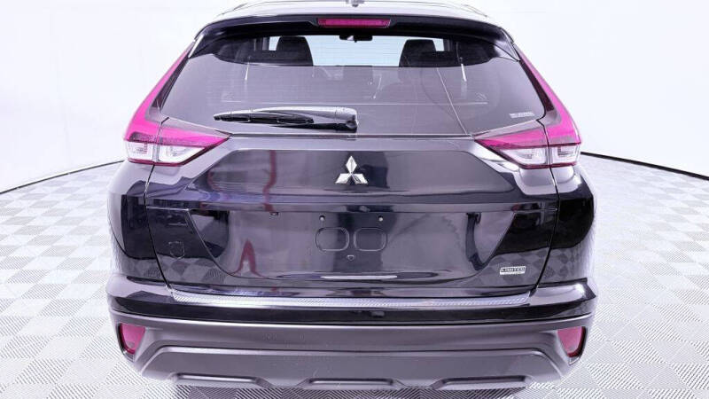 2022 Mitsubishi Eclipse Cross LE